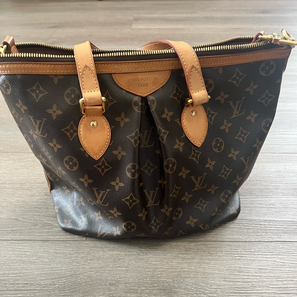 Louis Vuitton Handbag Palermo